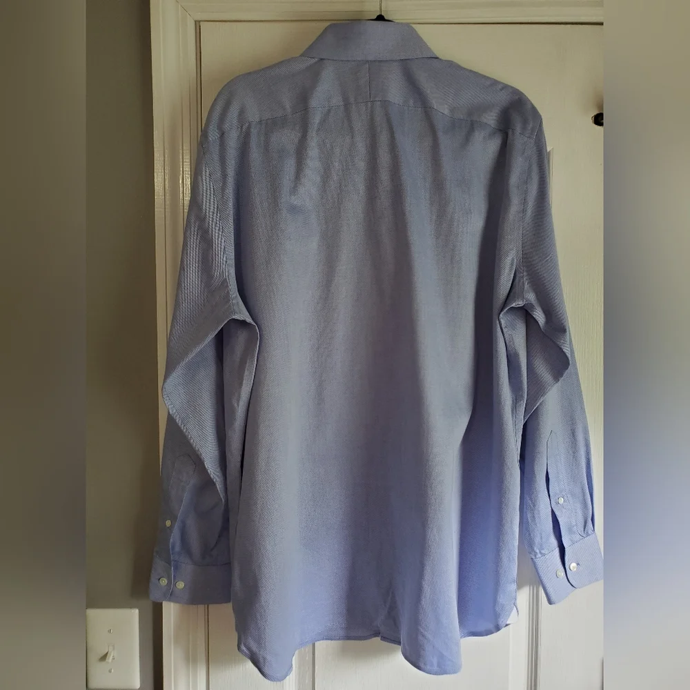 NWOT BR Wrinkle Resistant Designed Dress Shirt in Large Blue Texture Color